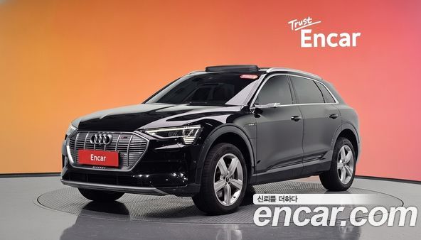 Audi e-tron 2021, фото 36