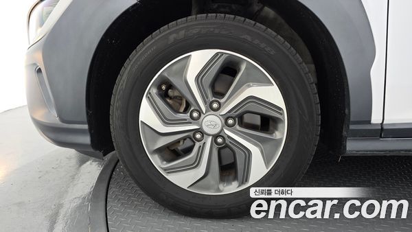 Hyundai Kona 2022, фото 5