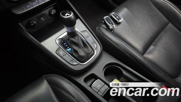 Hyundai Kona 2022, фото 9