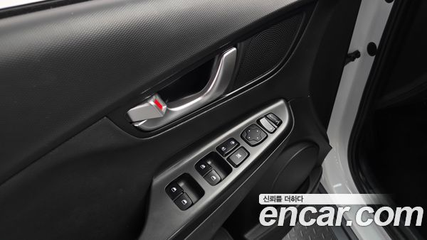 Hyundai Kona 2022, фото 15