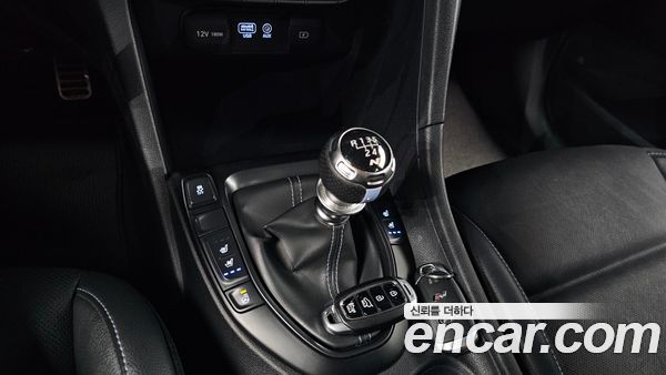 Hyundai Veloster 2020, фото 11