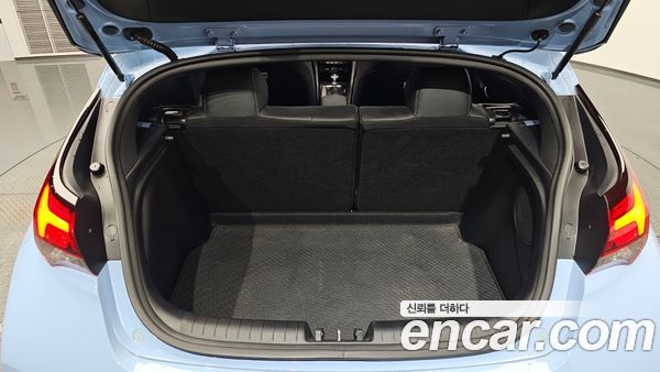 Hyundai Veloster 2020, фото 25