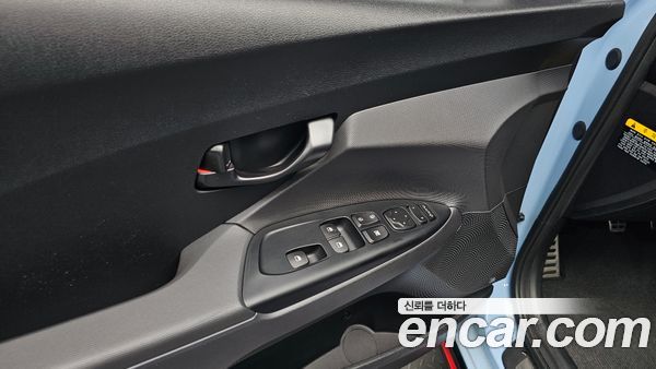 Hyundai Veloster 2020, фото 30