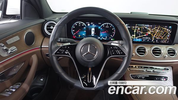 Mercedes-Benz E-Class 2021, фото 18