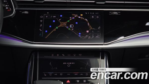 Audi Q8 2023, фото 14