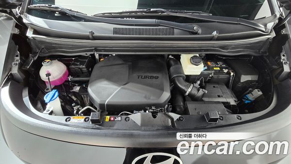 Hyundai Staria 2025, фото 6