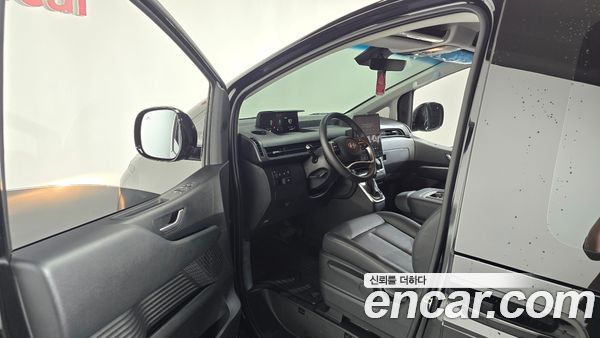 Hyundai Staria 2025, фото 13