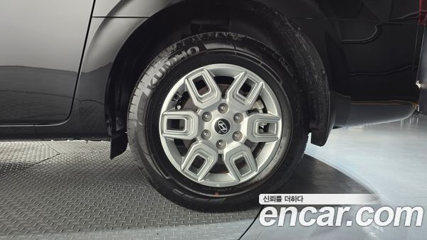 Hyundai Staria 2025, фото 7