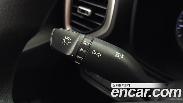 Hyundai Venue 2020, фото 30