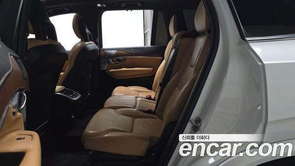 Volvo XC90 2020, фото 17