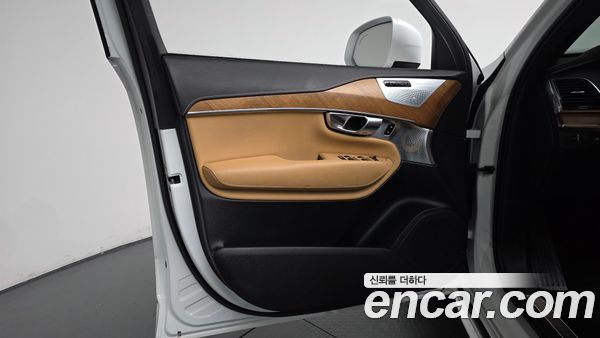 Volvo XC90 2020, фото 13