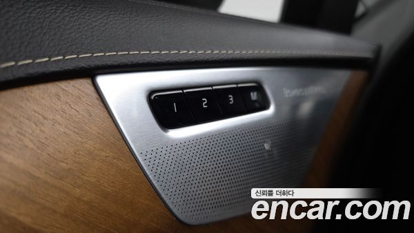 Volvo XC90 2020, фото 31