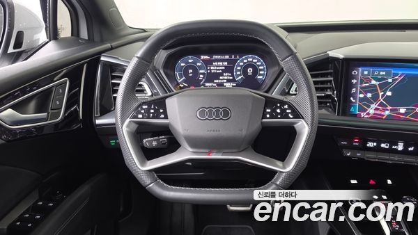 Audi Q4 e-tron 2025, фото 13