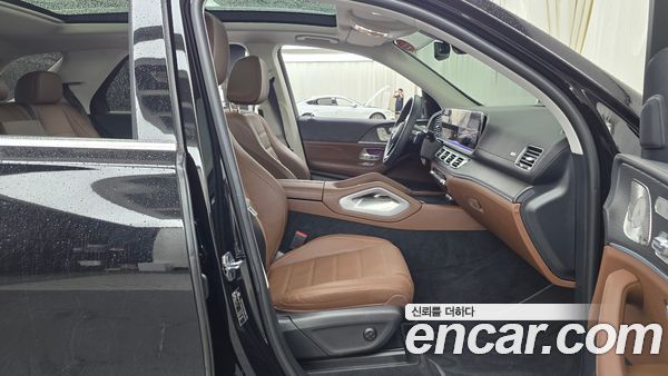 Mercedes-Benz GLE 2024, фото 16