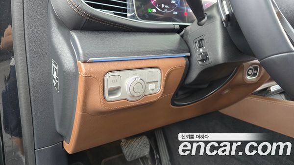 Mercedes-Benz GLE 2024, фото 27