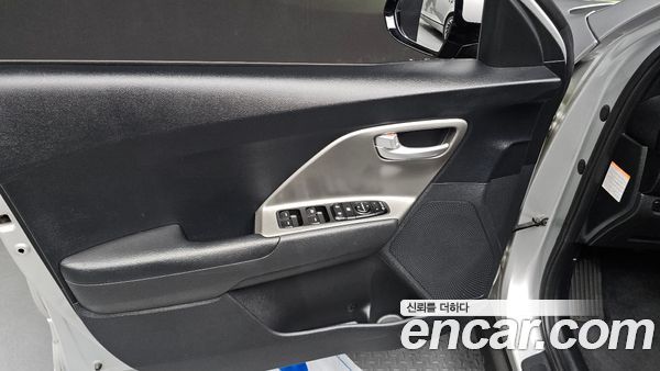 Kia Niro 2023, фото 13