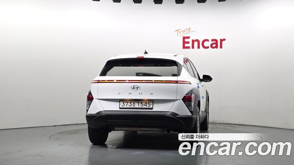 Hyundai Kona 2023, фото 4