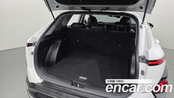 Hyundai Kona 2023, фото 24