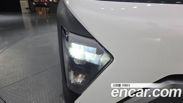 Hyundai Kona 2023, фото 8