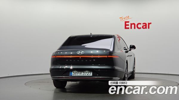 Hyundai Grandeur 2023, фото 3