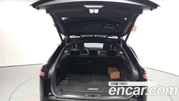 Land Rover Range Rover Velar 2025, фото 26