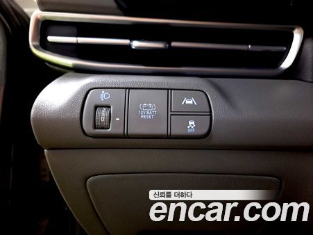 Hyundai Elantra 2023, фото 18