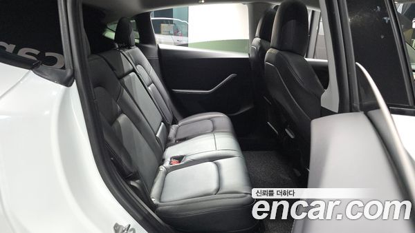 Tesla Model Y 2021, фото 16