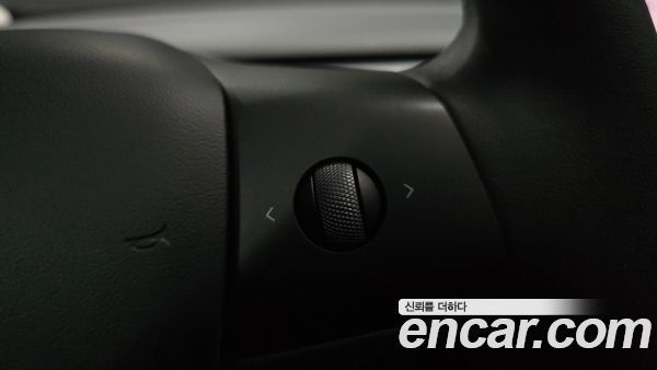 Tesla Model Y 2021, фото 23