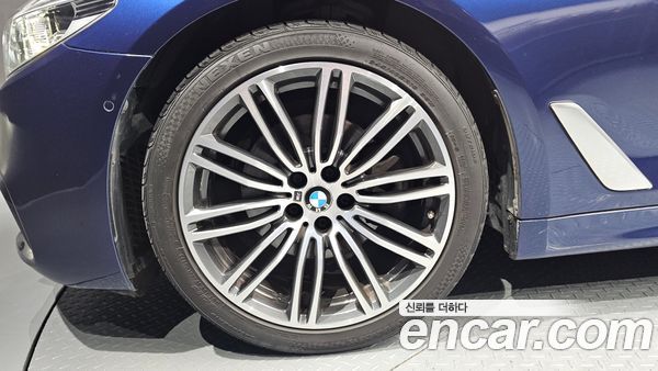 BMW 5 Series 2020, фото 4