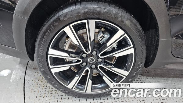 Volvo V60 2025, фото 4