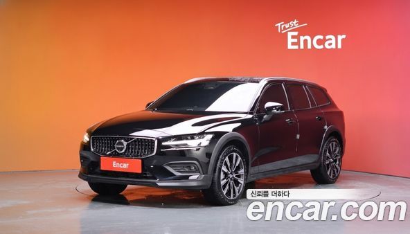 Volvo V60 2025, фото 38