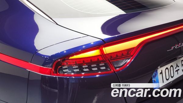 Kia Stinger 2021, фото 9