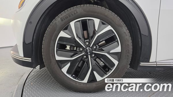 Kia EV6 2022, фото 5