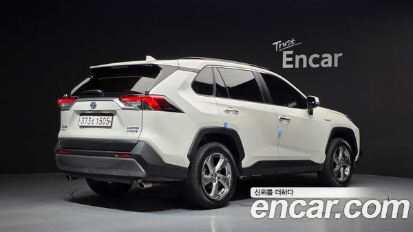 Toyota RAV4 2020, фото 2