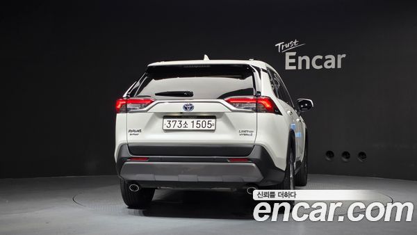Toyota RAV4 2020, фото 4