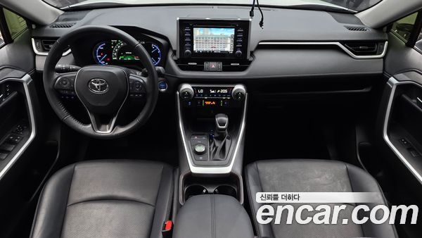Toyota RAV4 2020, фото 10