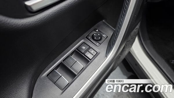 Toyota RAV4 2020, фото 34
