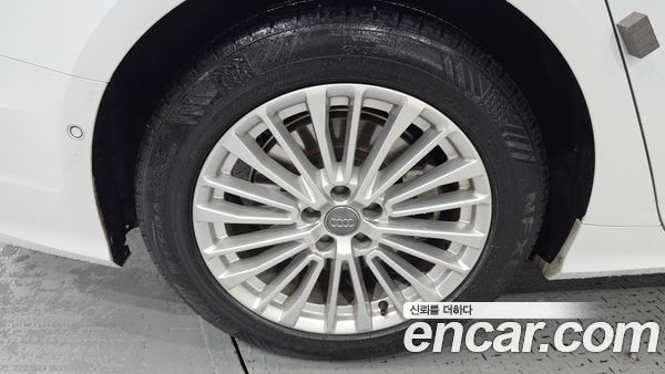 Audi A6 2021, фото 4
