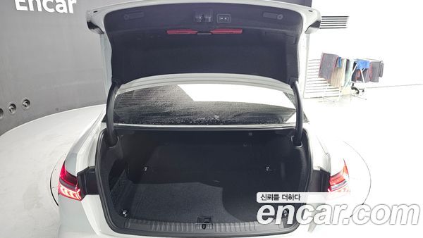 Audi A6 2021, фото 25