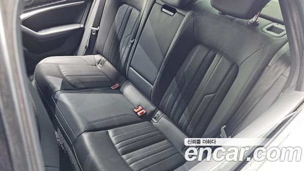 Audi A6 2021, фото 30