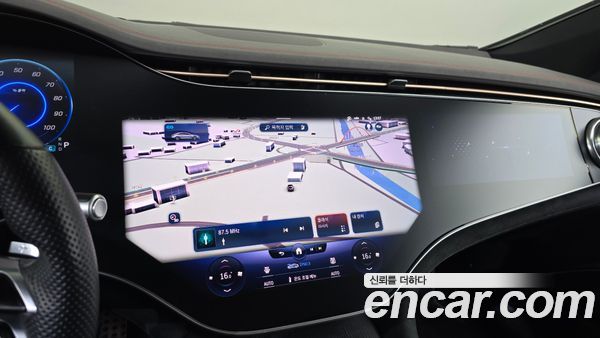 Mercedes-Benz EQS 2022, фото 18