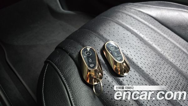Mercedes-Benz EQS 2022, фото 22