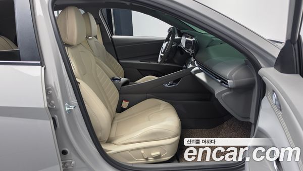 Hyundai Elantra 2026, фото 16