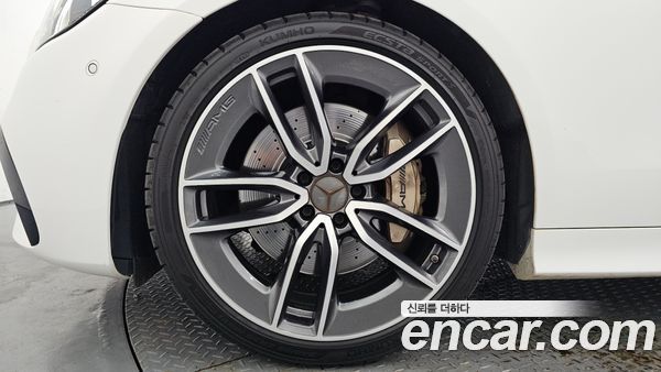 Mercedes-Benz E-Class 2021, фото 5