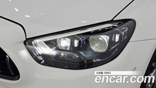 Mercedes-Benz E-Class 2021, фото 8
