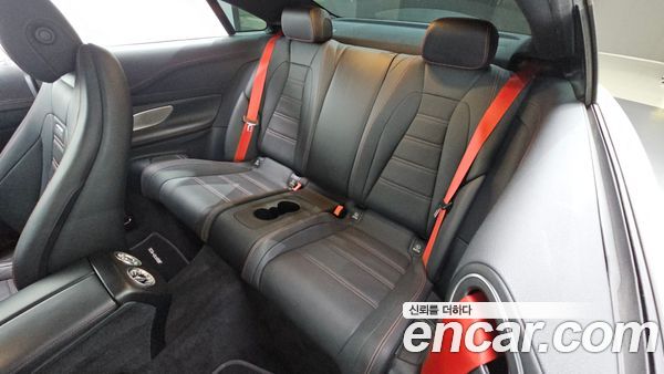 Mercedes-Benz E-Class 2021, фото 16