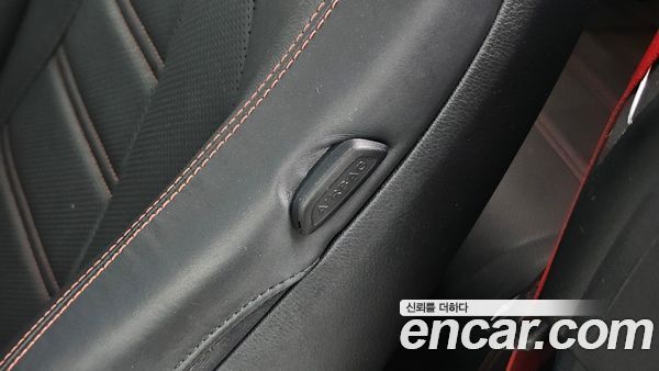 Mercedes-Benz E-Class 2021, фото 35