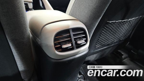 Hyundai Elantra 2021, фото 31