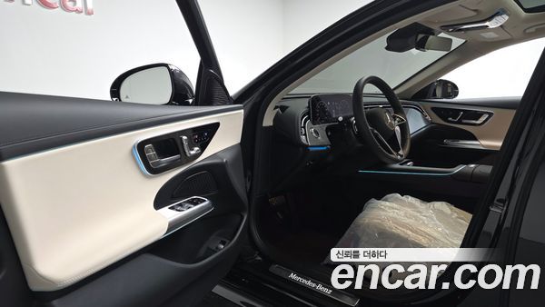 Mercedes-Benz E-Class 2026, фото 12