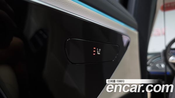 Mercedes-Benz E-Class 2026, фото 30